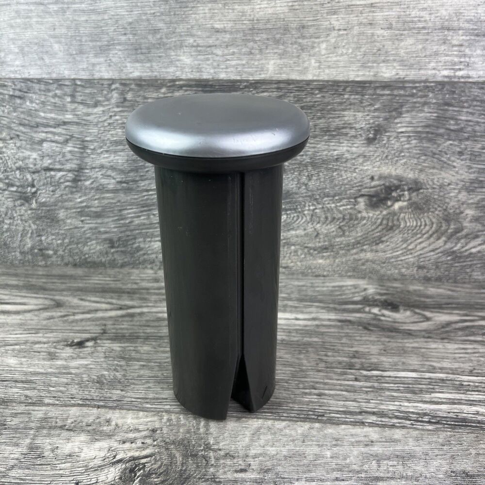 Breville The Juice Fountain Plus JE98XL Replacement Parts Food Pusher Only Used.